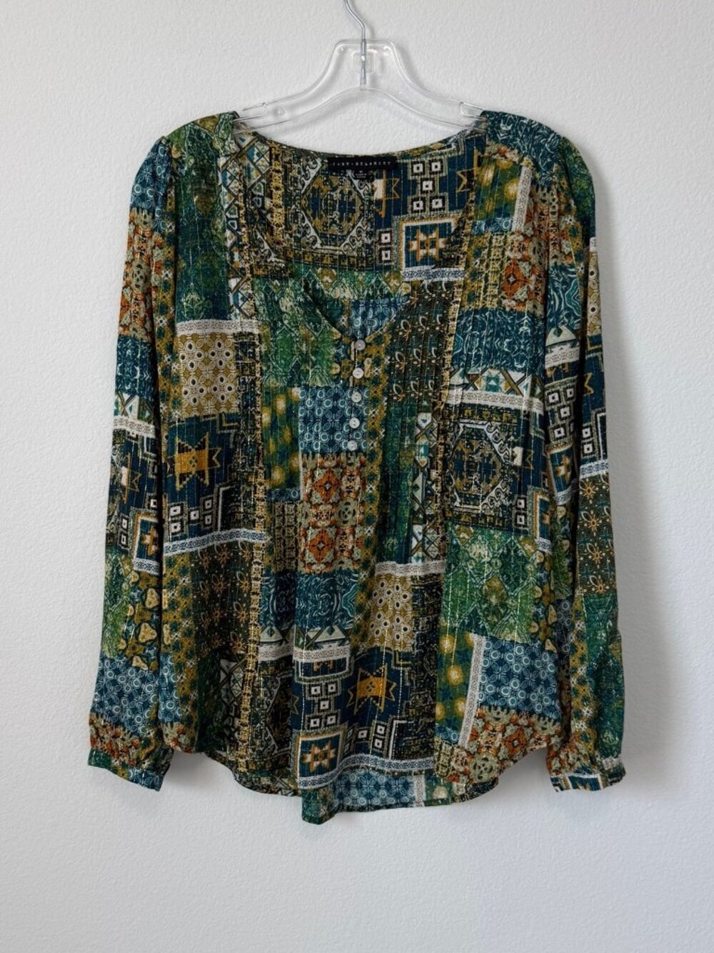 Jane + Delancey Long Sleeve V-Neck Patchwork Print Multicolor Blouse Size M.